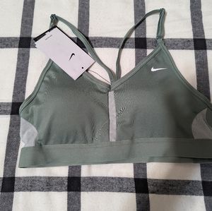 NIKE Indy V-Neck Sport Bra | Medium